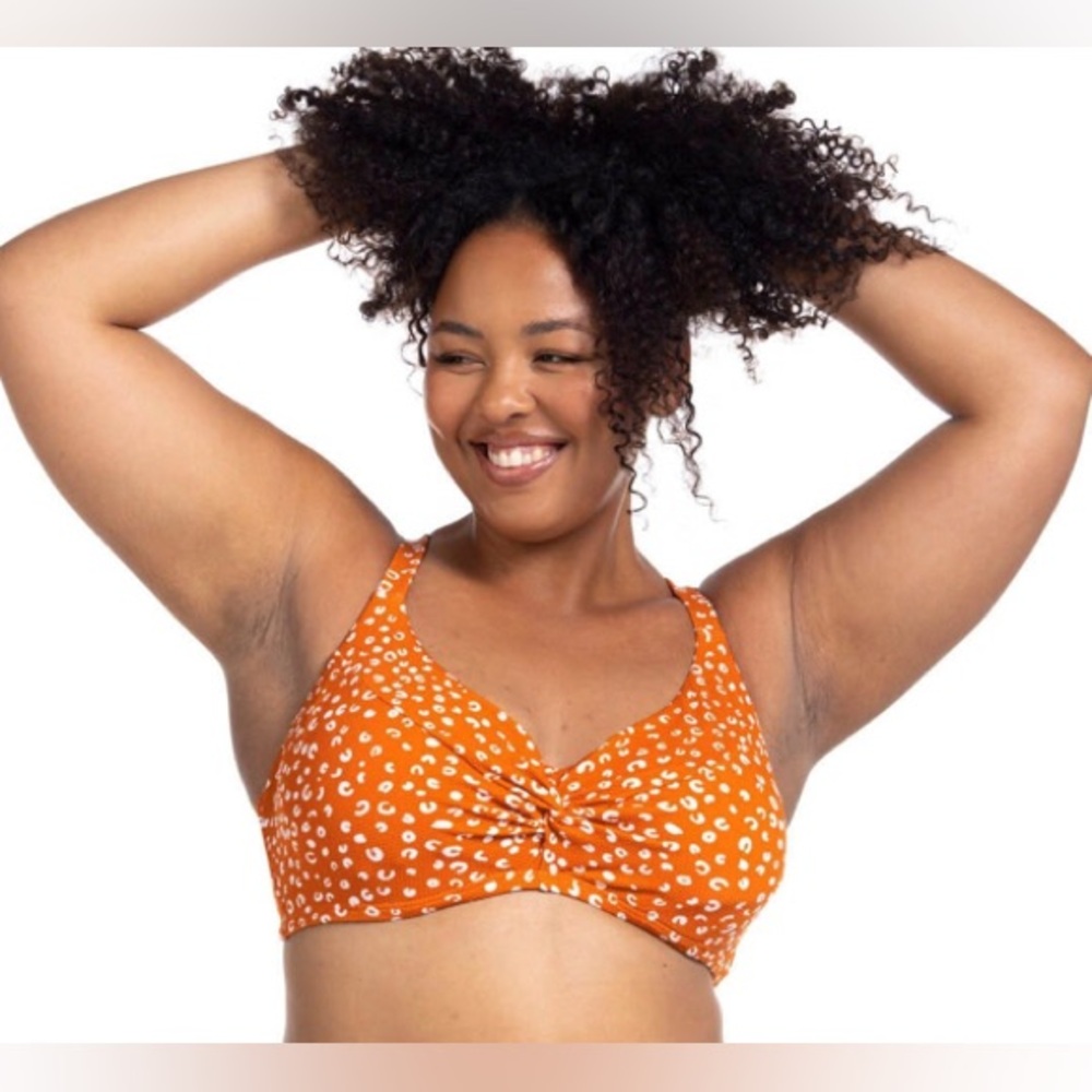 NEW ArteSands Bikini Top. Size 20‎ D/E